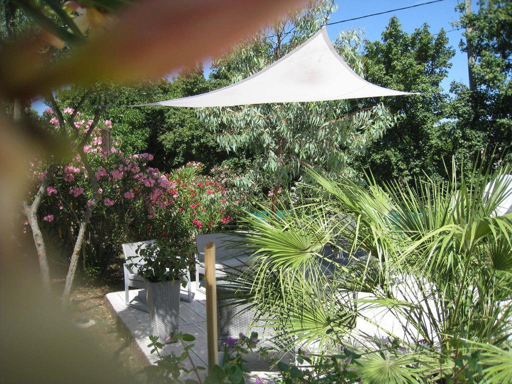 Le Clos Olives Comps  Szoba fotó